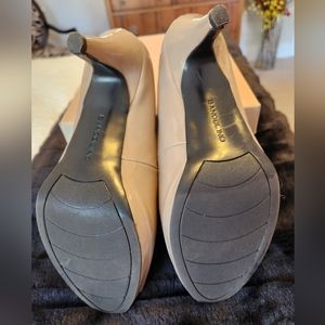 Bandolino Mylah Nude Patent Leather Heels